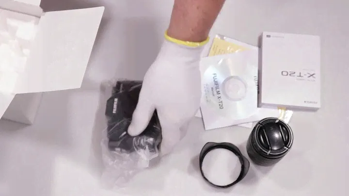 Unboxing Fujifilm X-T20 + 16-50mm black