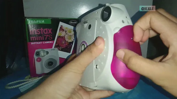 Unboxing fujifilm instax mini 7s