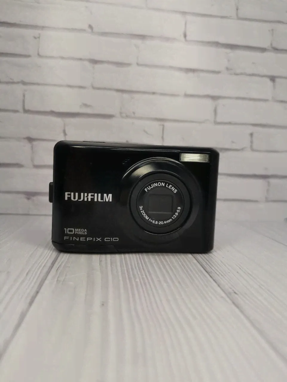 Fujifilm FinePix C10-0
