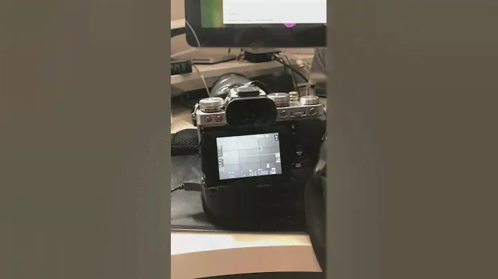 Meike Battery Grip for Fuji X-T3 Not Charging