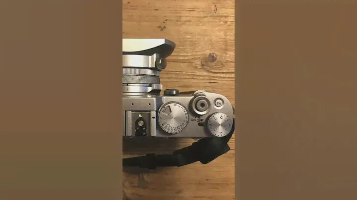 Fujifilm X100V or the slightly cheaper X100F? Preference?
